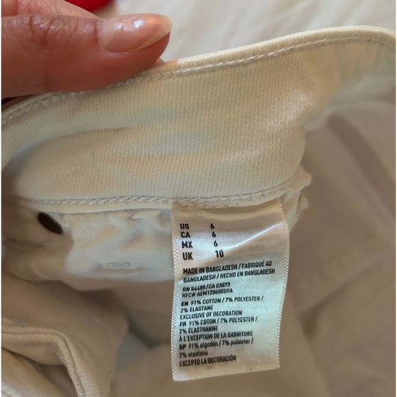 American Eagle white denim stretch shorts - Picture 3 of 7